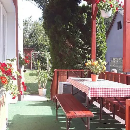 Agi Apartman Appartement