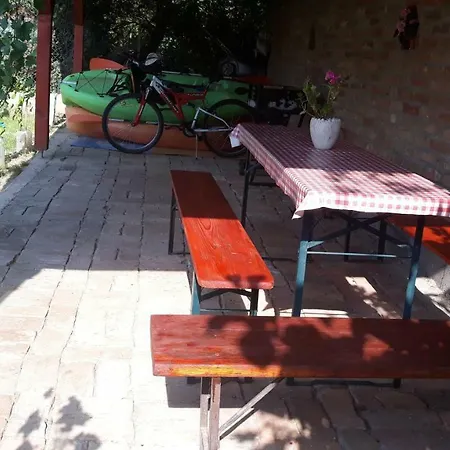 Agi Apartman Appartement